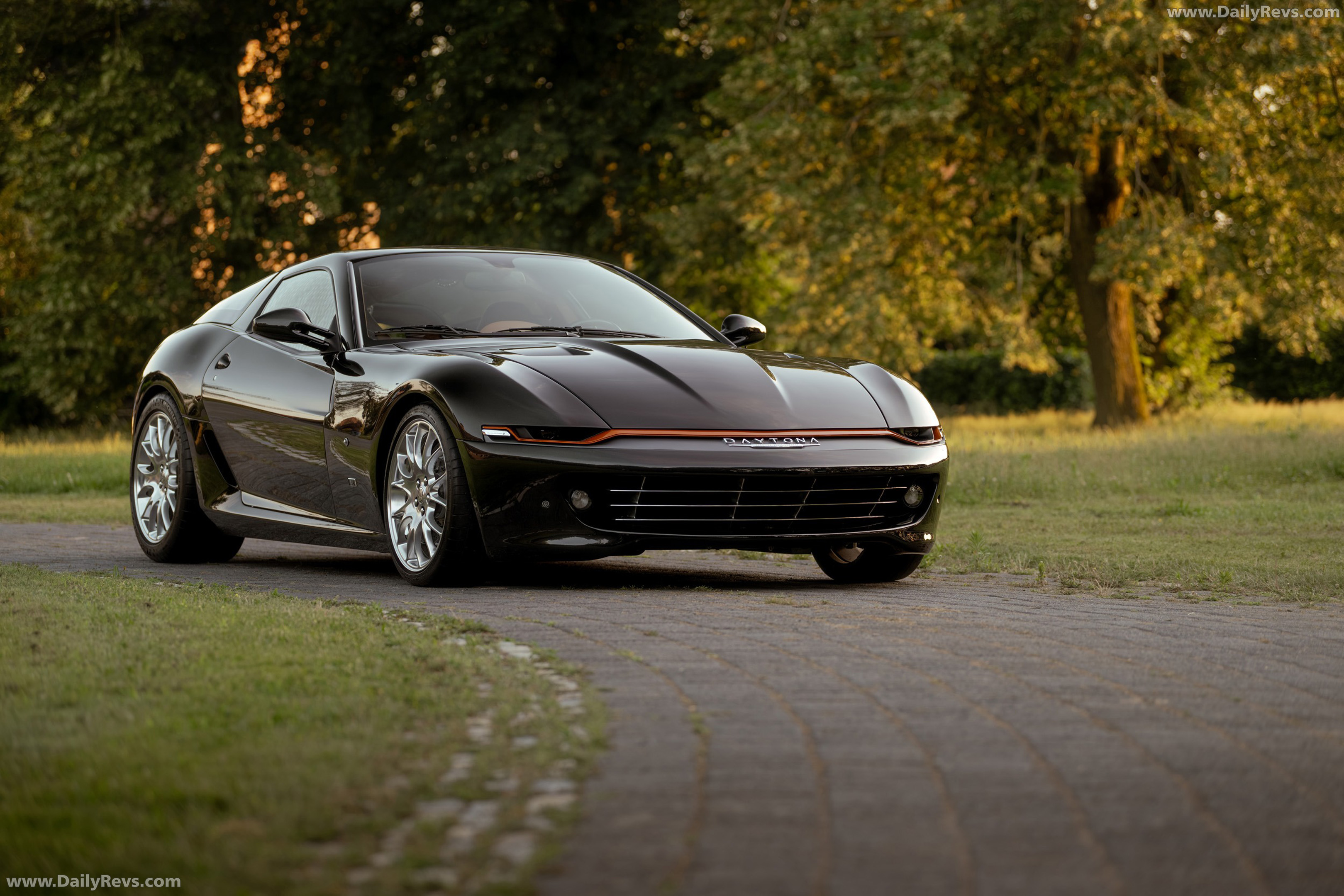 2026 Neils Van Roij Daytona Shooting Brake Hommage Front View